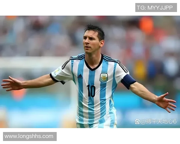 20世纪最具传奇色彩的足球巨星盘点与成就回顾