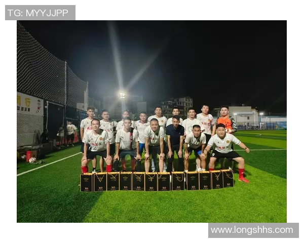 新疆维族四岁小足球天才崭露头角引发关注未来有望成为世界级球星